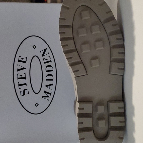 Steve Madden combat boots - Picture 4 of 7